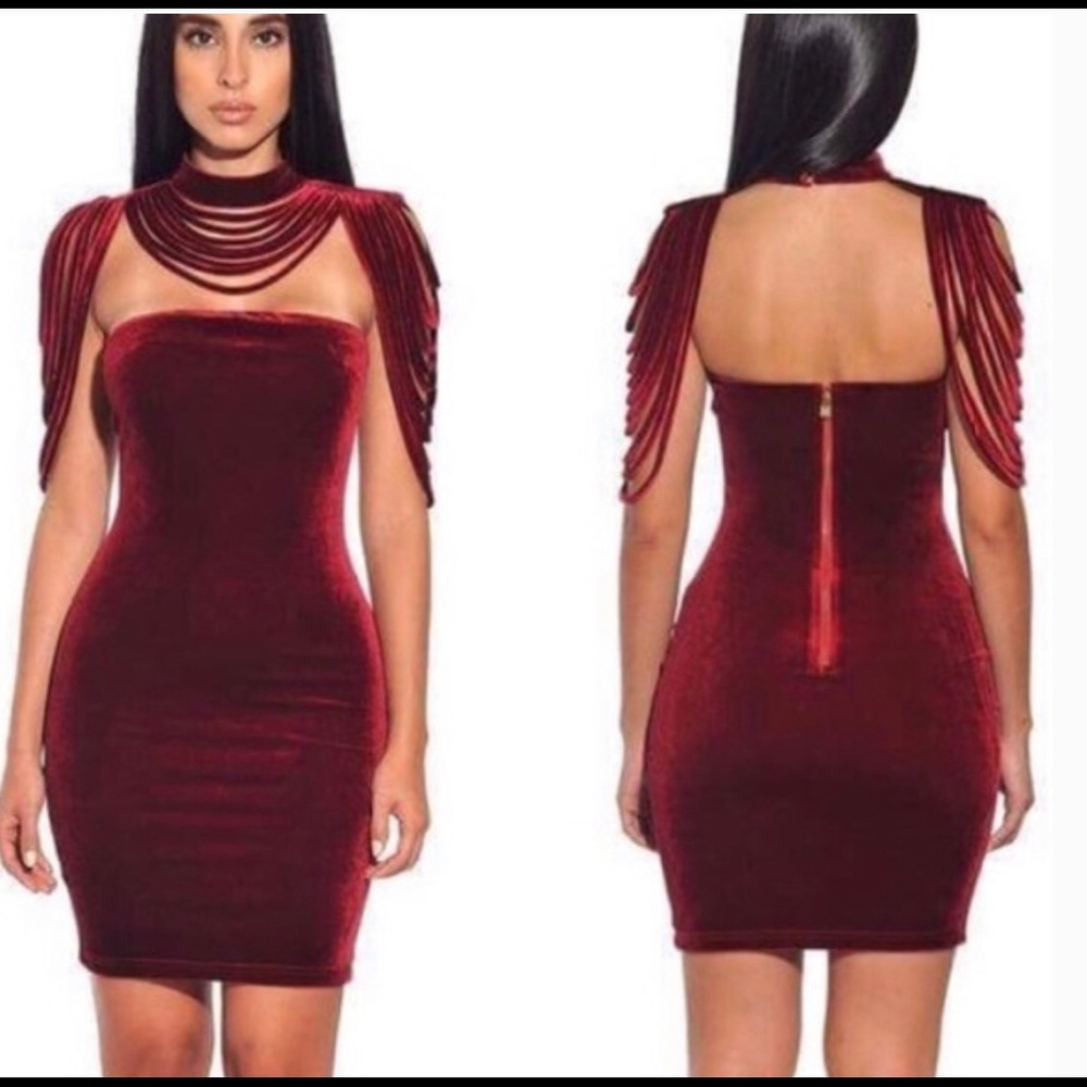 Removable Collar Stretch Velvet Strapless Dress